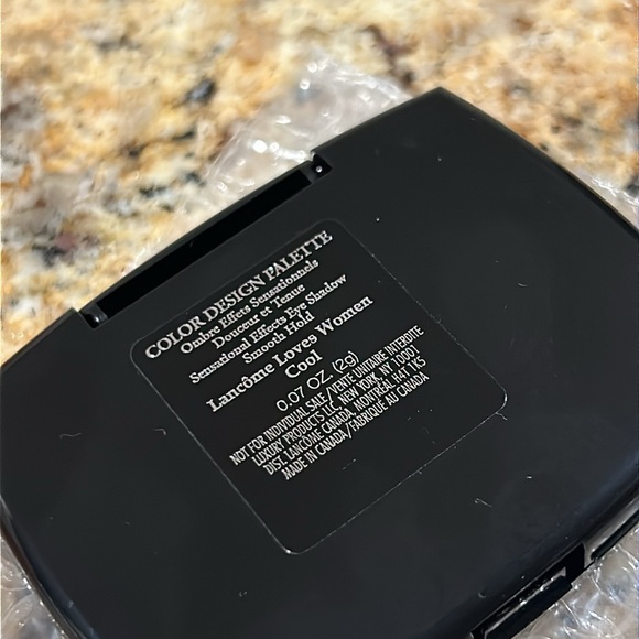 New Lancome makeup bag and eyeshadow palette - Picture 6 of 11